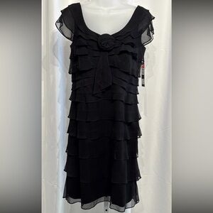 Tahari Womens Black 100% Silk Crepe Floral Accent Tiered Cap Sleeve Dress 6 NWT